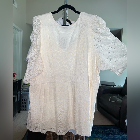 NWT TORRID SZ 6 LACE TOP - Picture 11 of 11